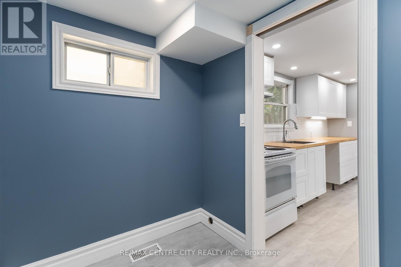 97 Walnut Street, London North (North N), Ontario  N6H 1C3 - Photo 38 - X12465371