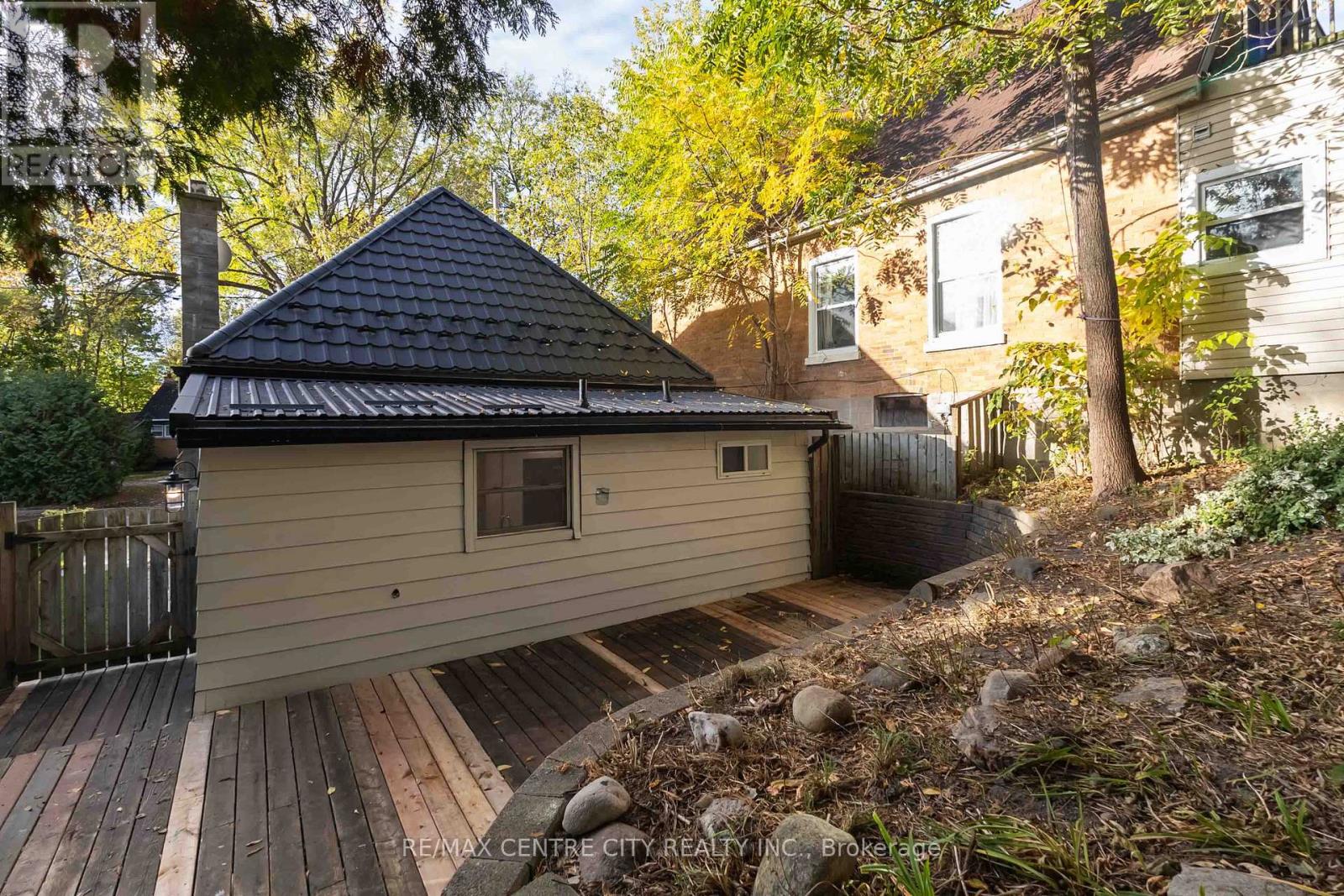 97 Walnut Street, London North, Ontario  N6H 1C3 - Photo 42 - X12465371