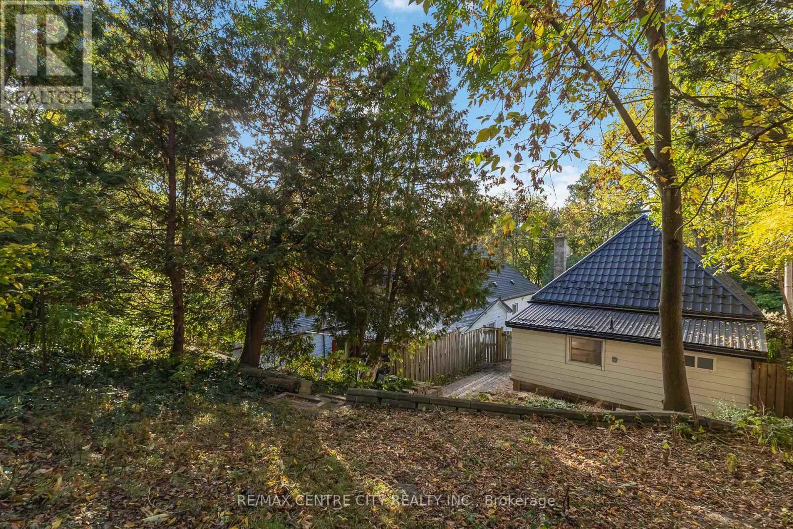 97 Walnut Street, London North (North N), Ontario  N6H 1C3 - Photo 44 - X12465371