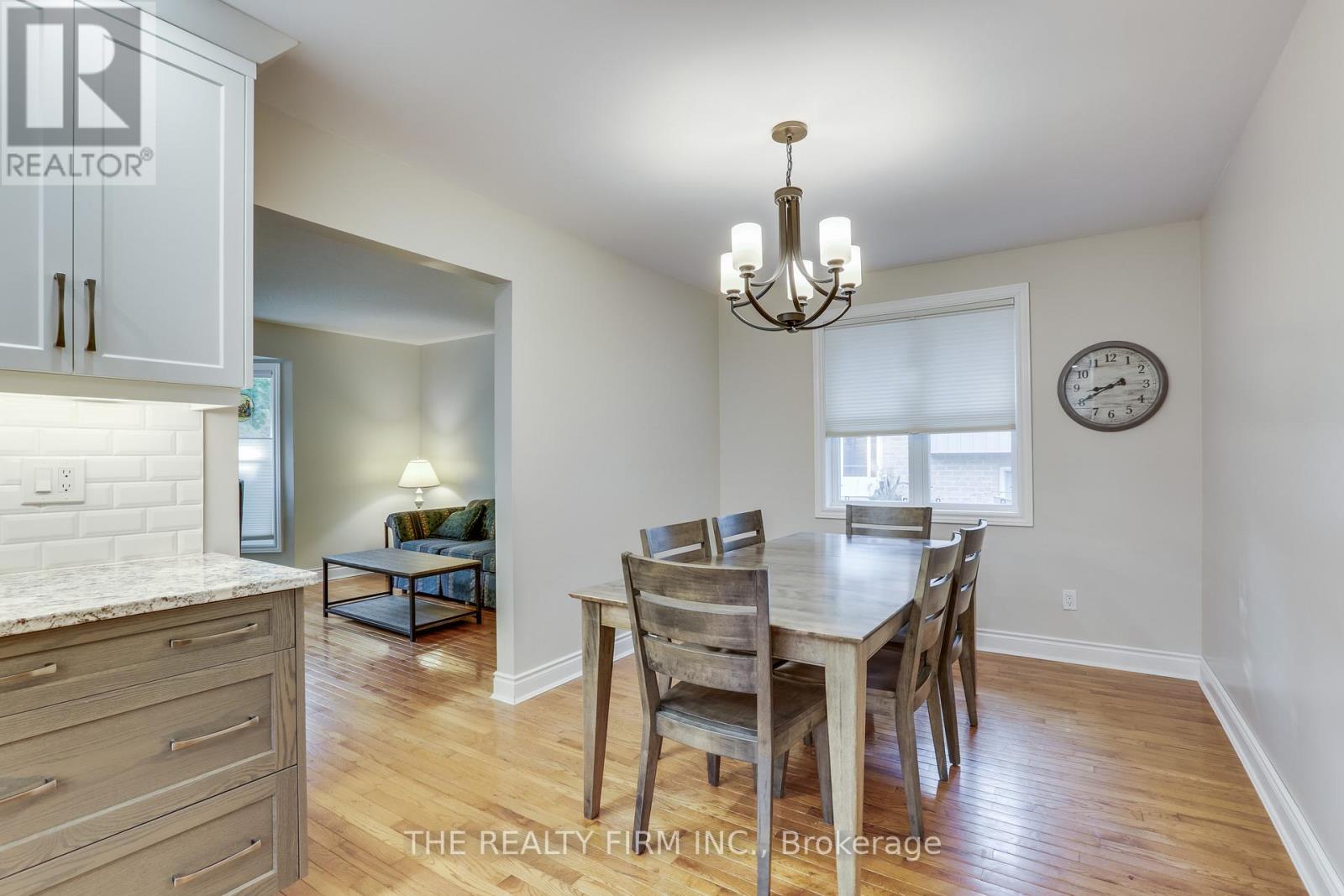 83 Fairlane Road, London South, Ontario  N6K 3E3 - Photo 11 - X12465372