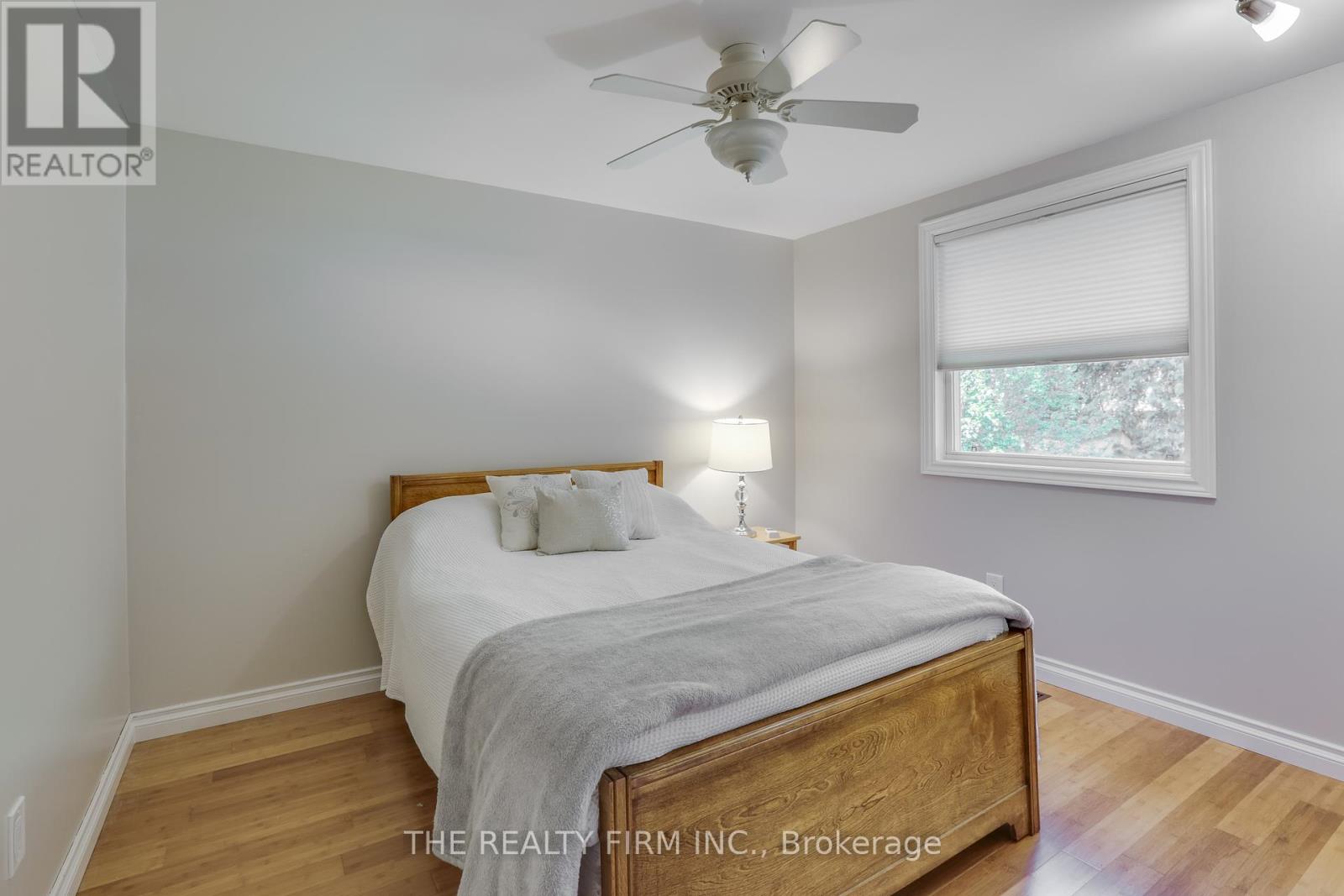 83 Fairlane Road, London South, Ontario  N6K 3E3 - Photo 20 - X12465372