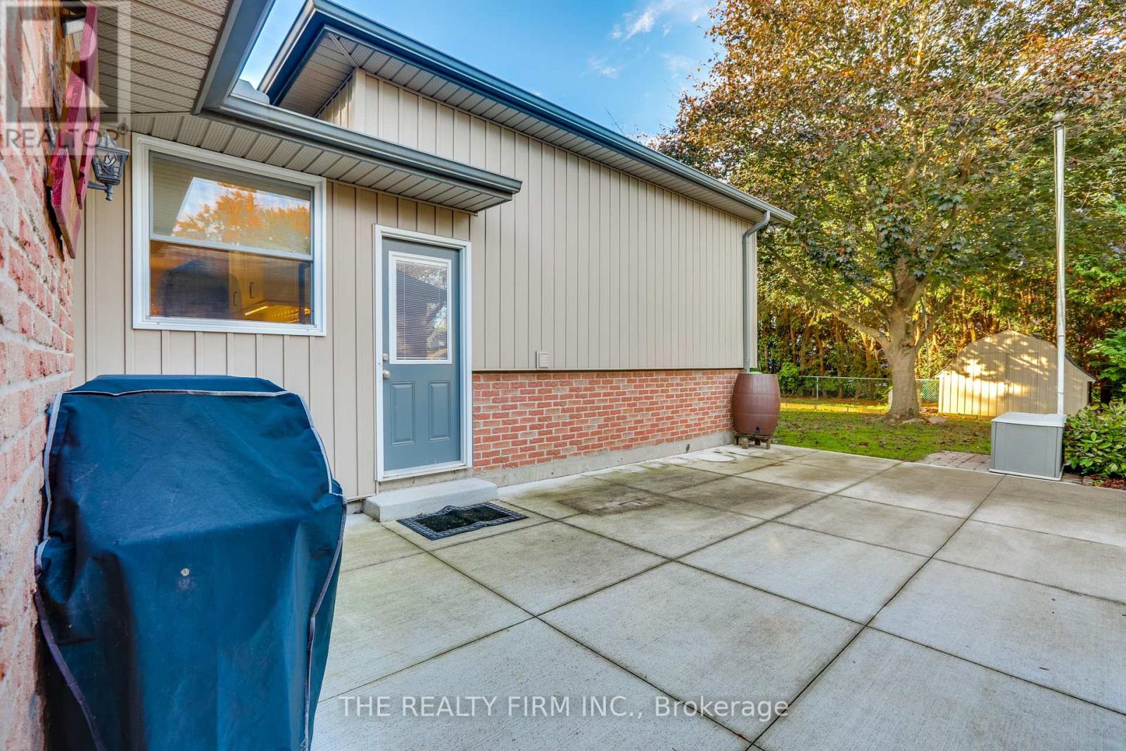 83 Fairlane Road, London South, Ontario  N6K 3E3 - Photo 34 - X12465372