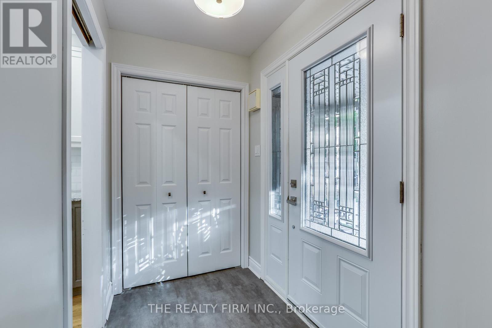 83 Fairlane Road, London South, Ontario  N6K 3E3 - Photo 5 - X12465372