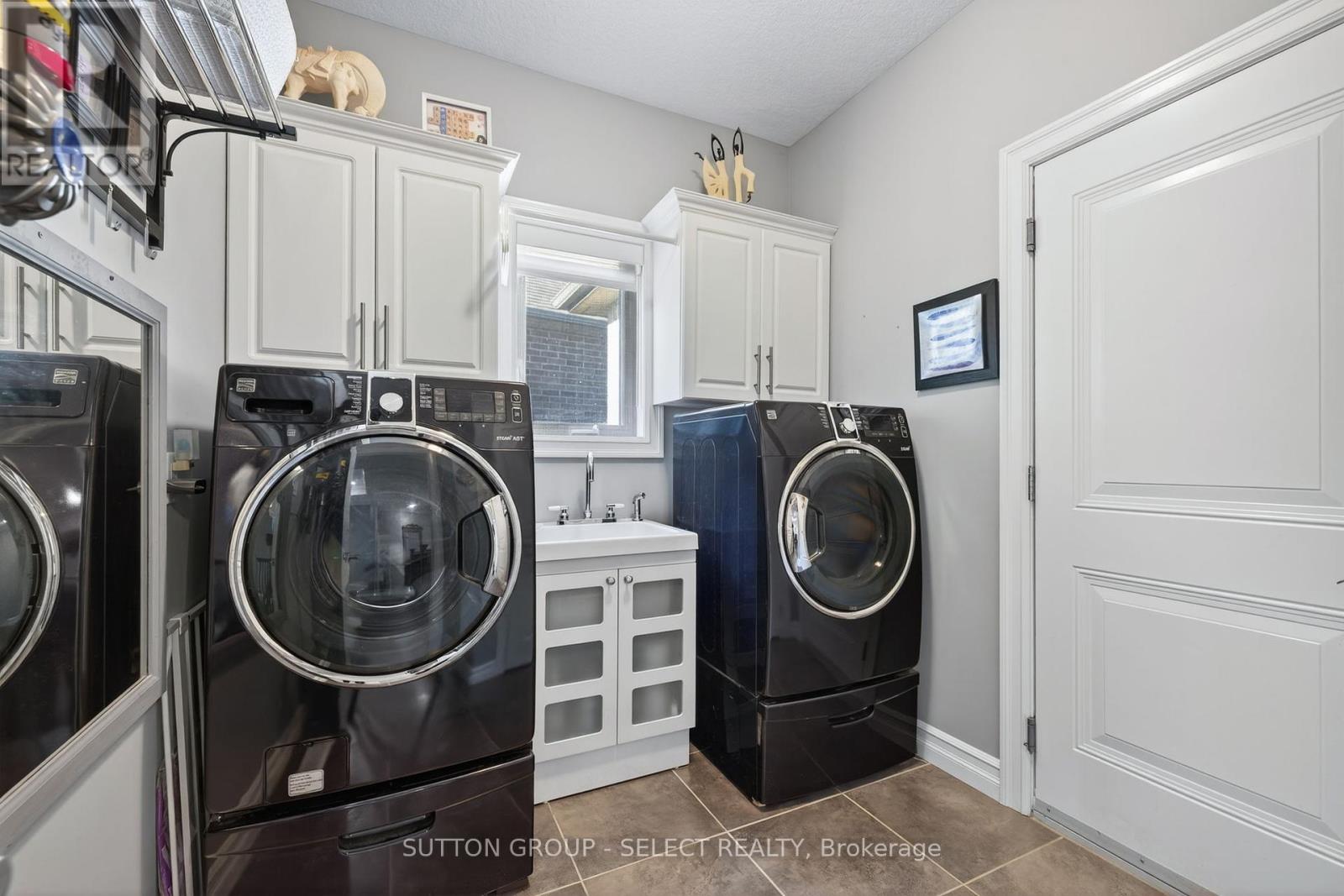 3383 Pioneer Parkway, London South, Ontario  N6P 0A8 - Photo 20 - X12465430