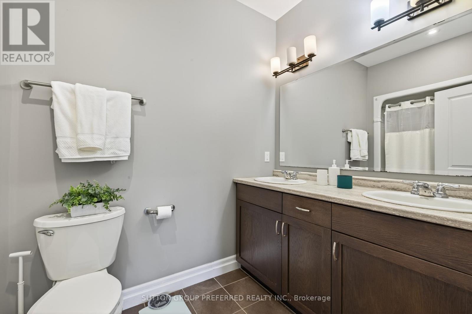 6 - 4700 Hamilton Road, Thames Centre, Ontario  N0L 1G6 - Photo 24 - X12465439