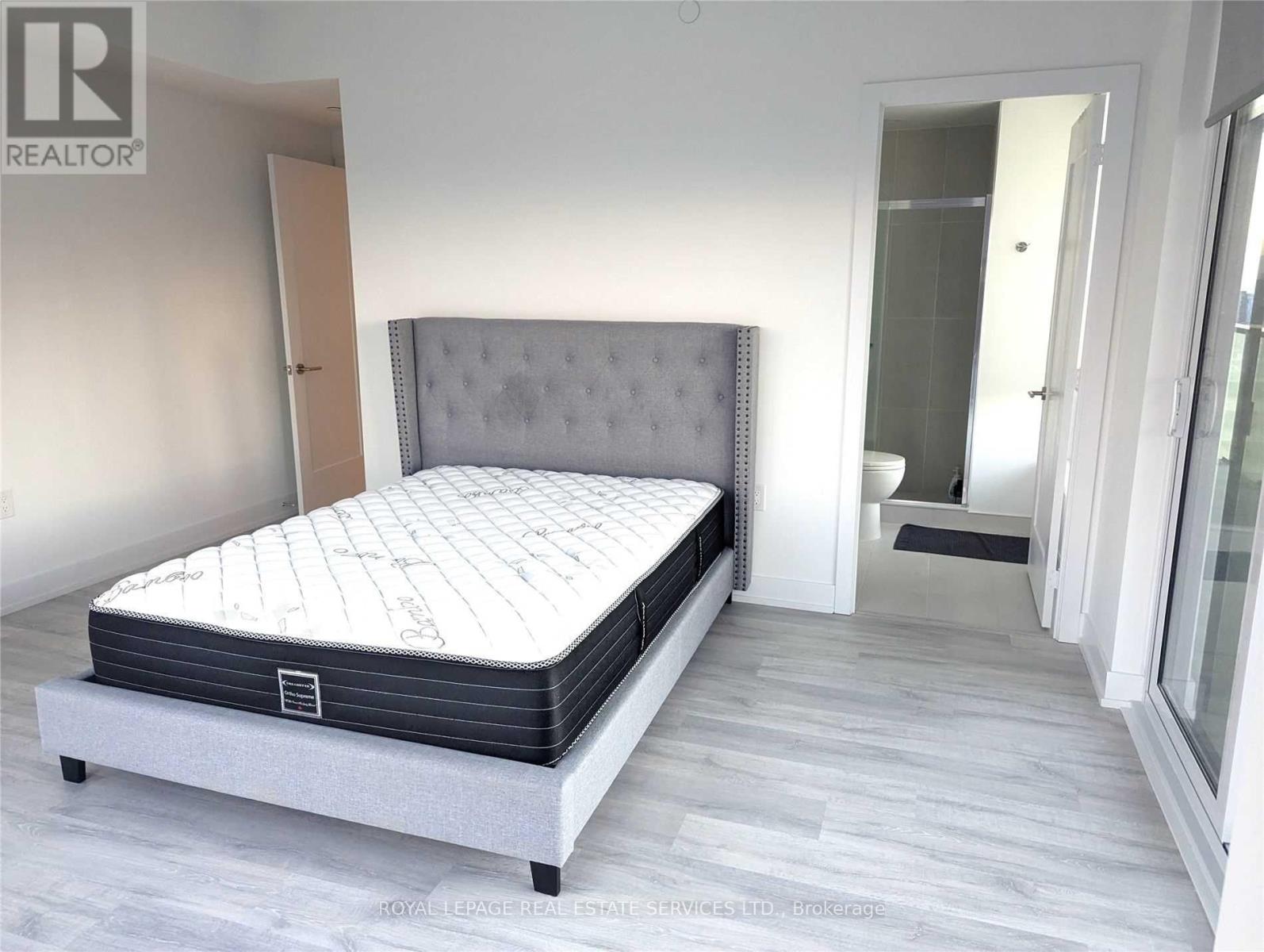 2502 - 575 Bloor Street E, Toronto, Ontario  M4W 0B2 - Photo 6 - C12465210