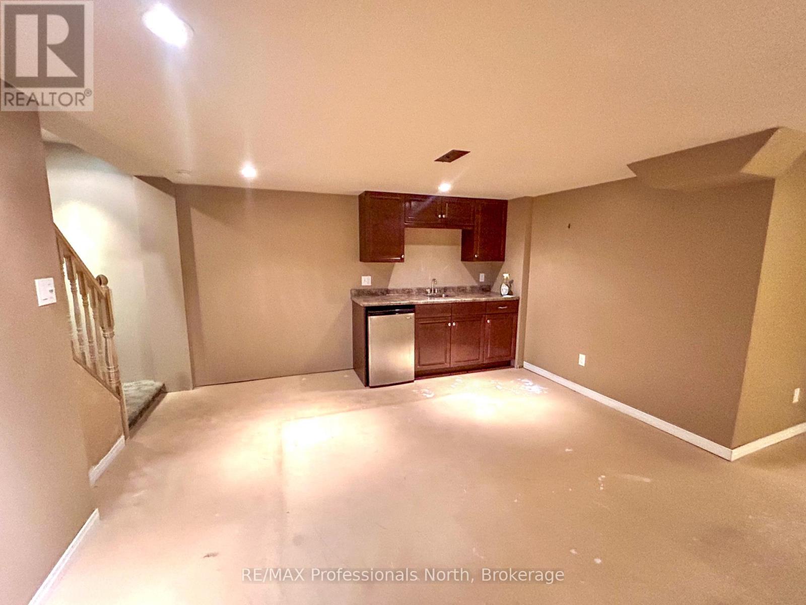1406 Hancox Court, Peterborough, Ontario  K9K 2M2 - Photo 26 - X12464794