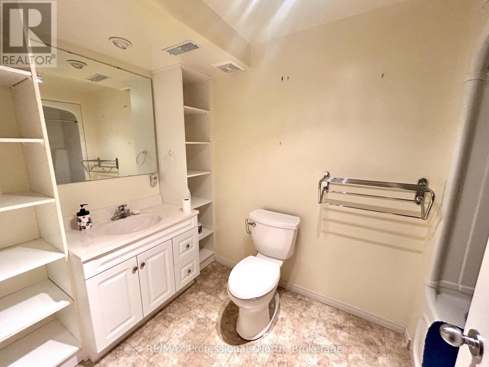 1406 Hancox Court, Peterborough, Ontario  K9K 2M2 - Photo 27 - X12464794