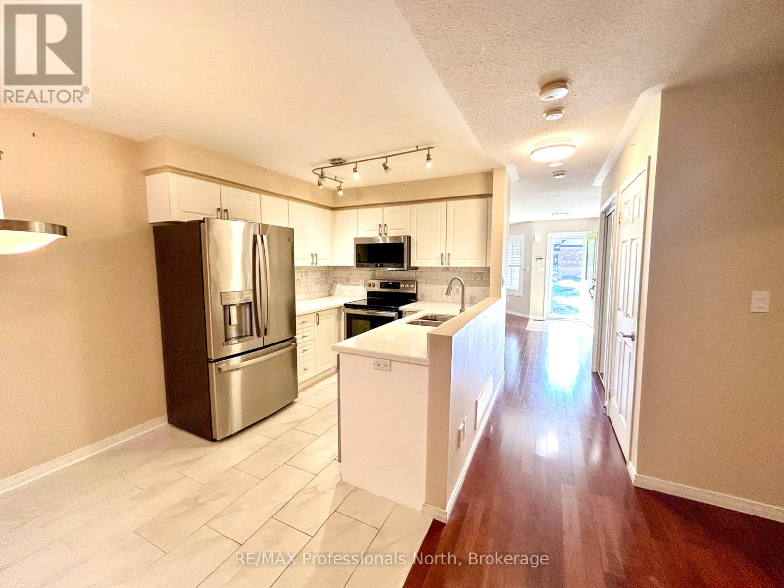 1406 Hancox Court, Peterborough, Ontario  K9K 2M2 - Photo 11 - X12464794