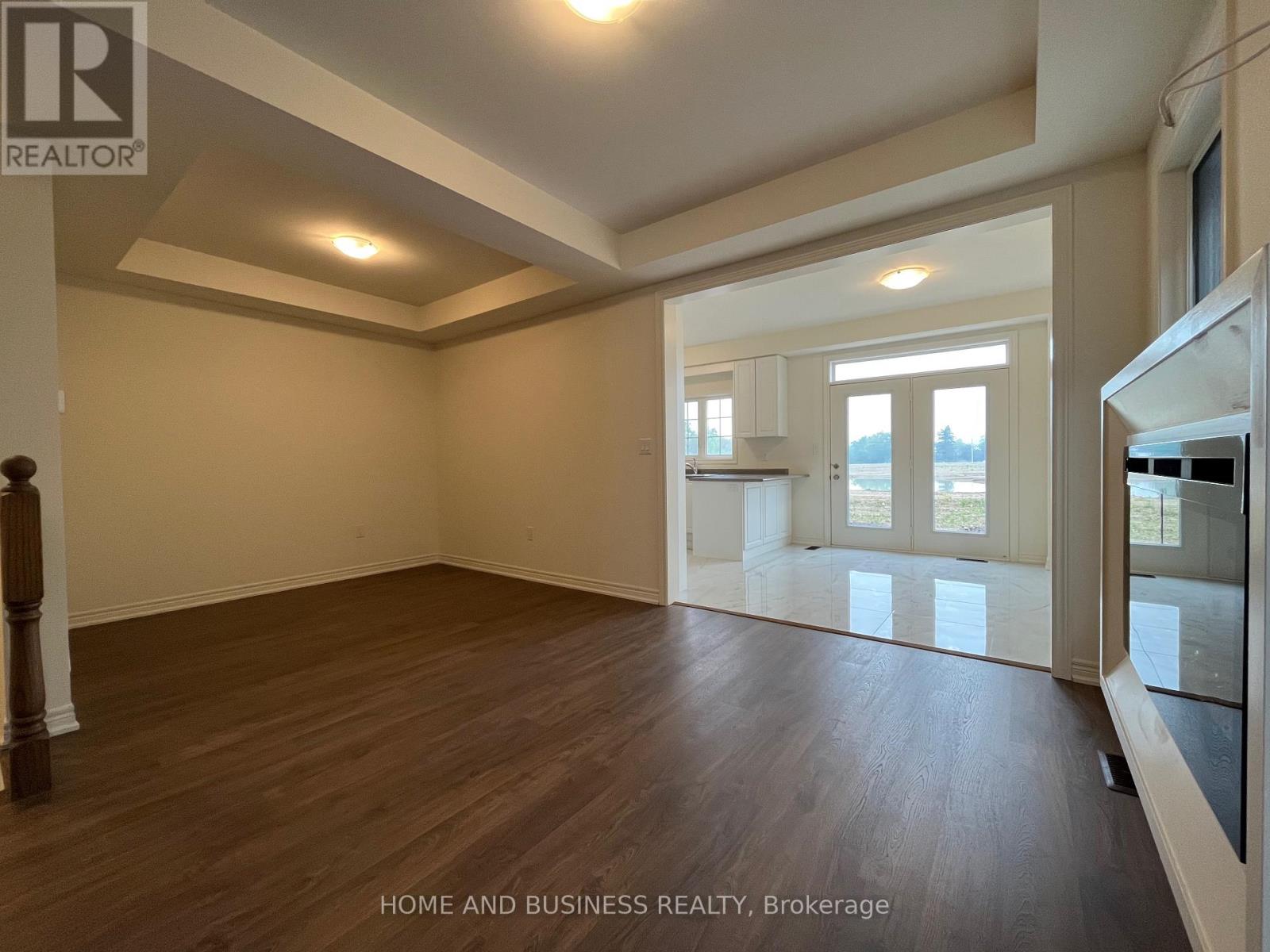 50 Holcomb Terrace, Hamilton, Ontario  L8B 1Z8 - Photo 4 - X12464997