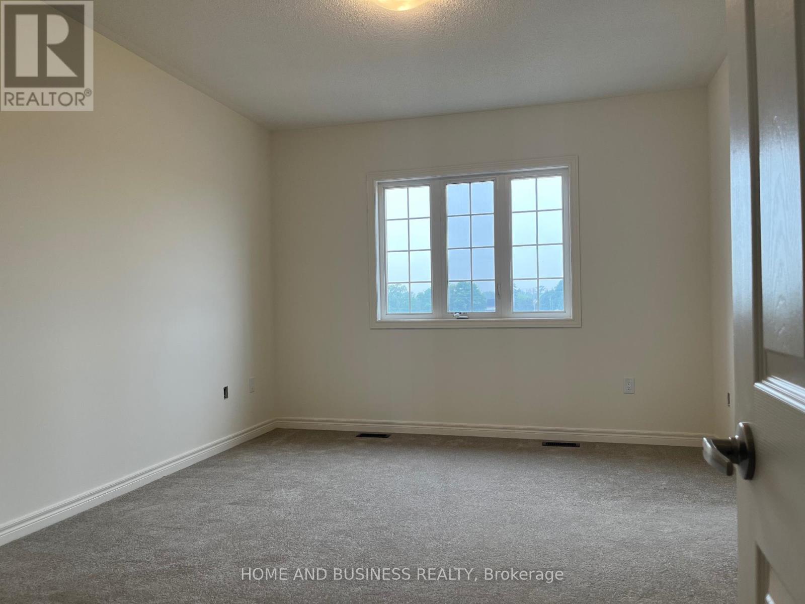 50 Holcomb Terrace, Hamilton, Ontario  L8B 1Z8 - Photo 9 - X12464997