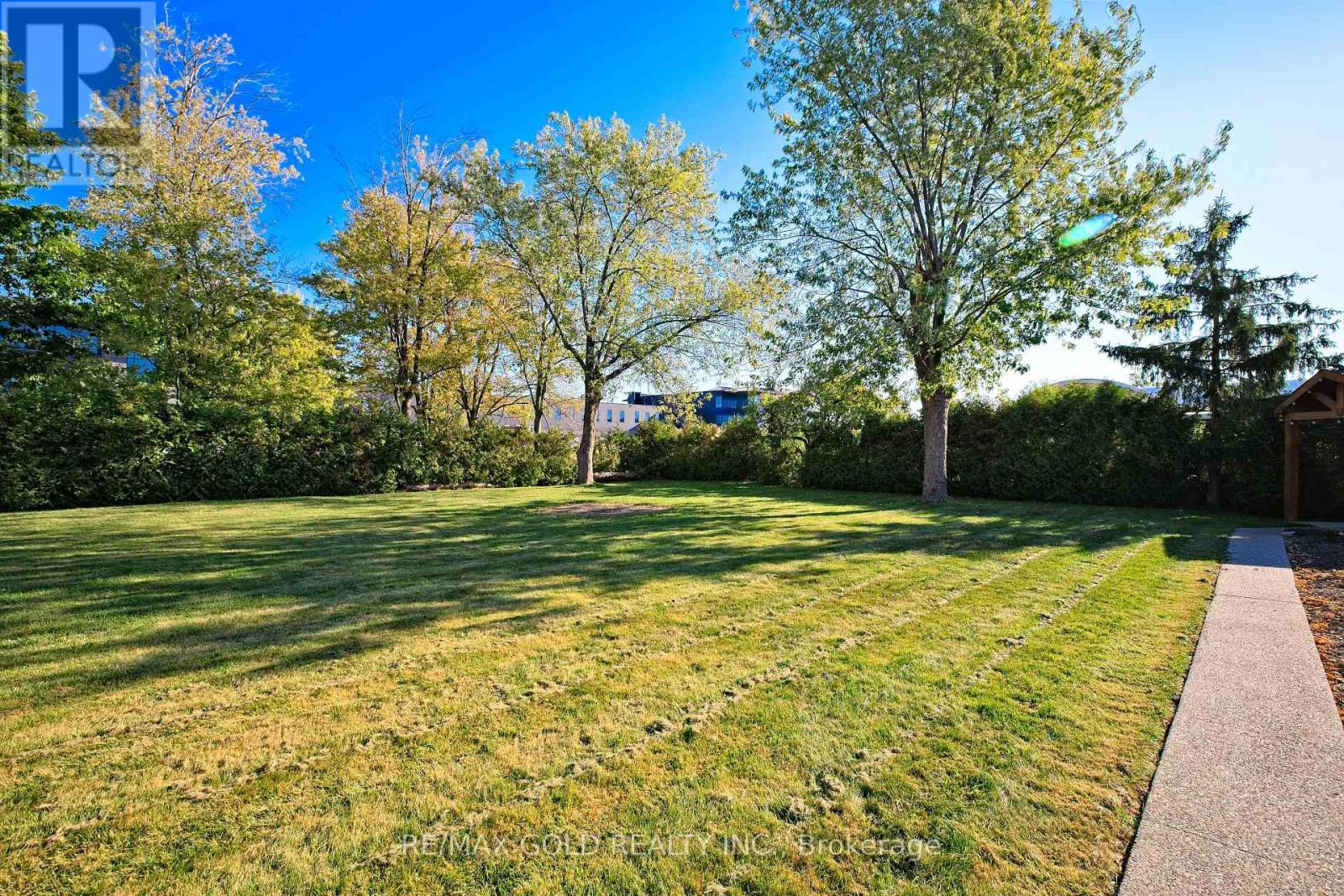 32 Oriole Avenue, Hamilton, Ontario  L8E 5E4 - Photo 38 - X12465051