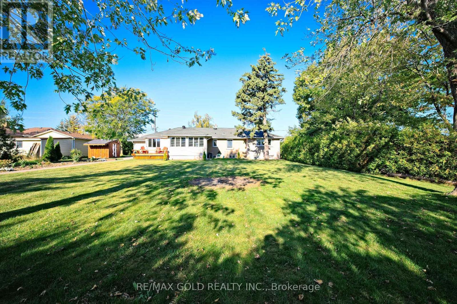 32 Oriole Avenue, Hamilton, Ontario  L8E 5E4 - Photo 41 - X12465051