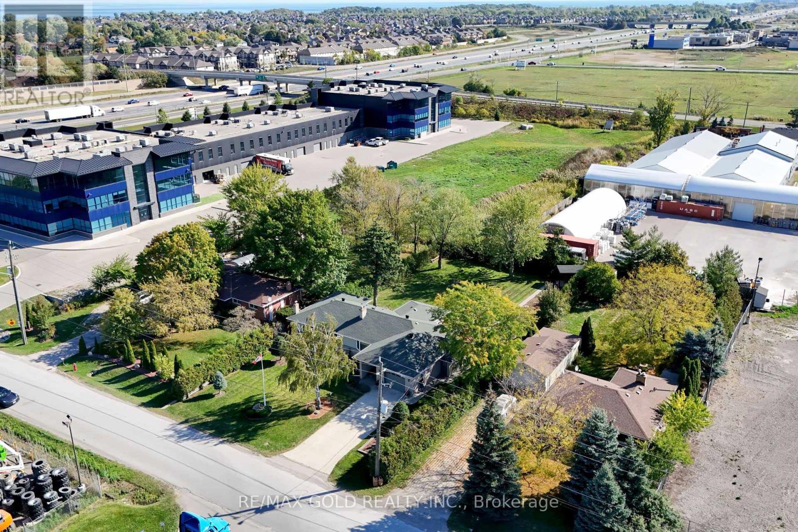32 Oriole Avenue, Hamilton, Ontario  L8E 5E4 - Photo 46 - X12465051
