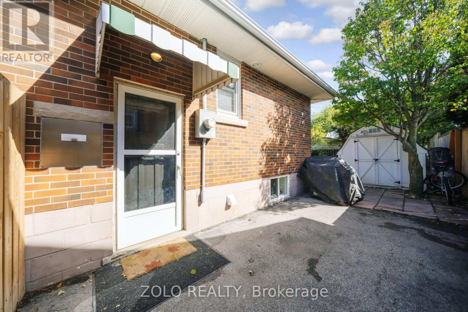 115 Welbourn Drive, Hamilton, Ontario  L9A 3N5 - Photo 20 - X12465057