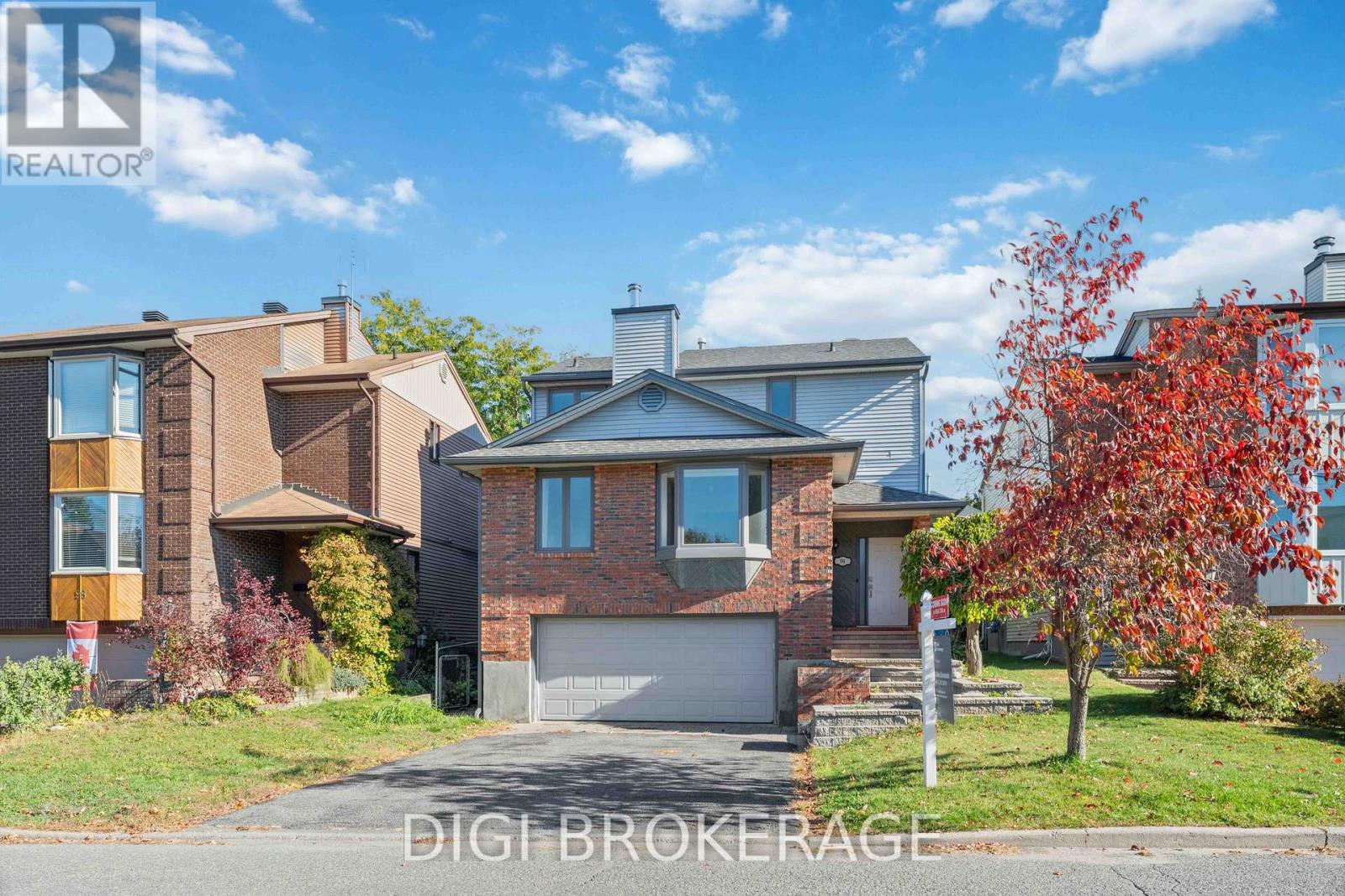 98 GILLESPIE CRESCENT, Ottawa, Ontario