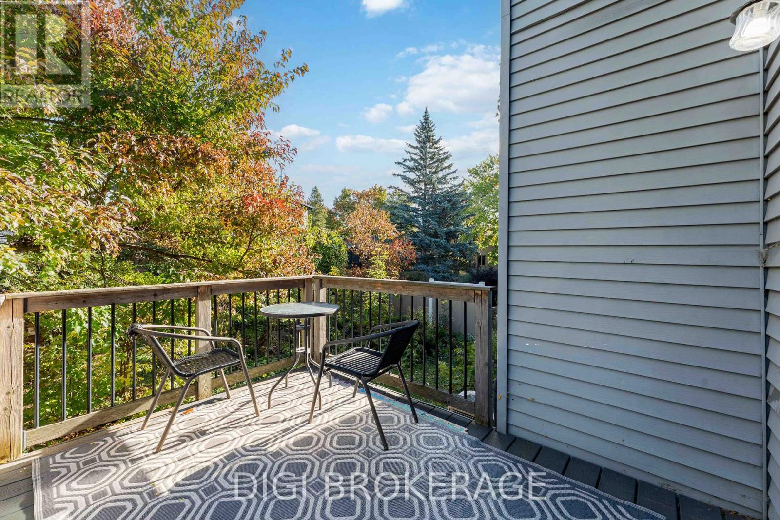 98 Gillespie Crescent, Ottawa, Ontario  K1V 0J2 - Photo 48 - X12465269