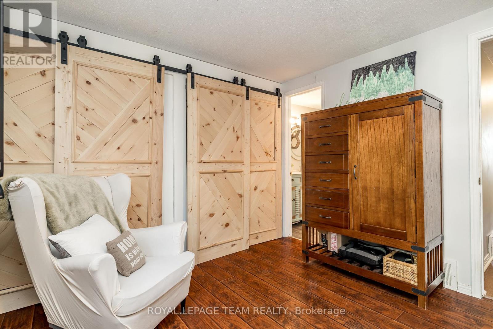 19 Mclennan Way, Ottawa, Ontario  K2L 2N1 - Photo 17 - X12465311
