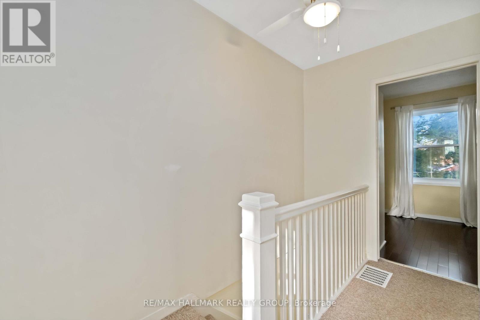 3 Ashbury Place, Ottawa, Ontario  K1M 1H3 - Photo 14 - X12465342