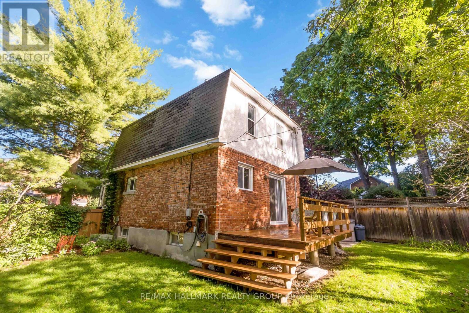 3 Ashbury Place, Ottawa, Ontario  K1M 1H3 - Photo 30 - X12465342