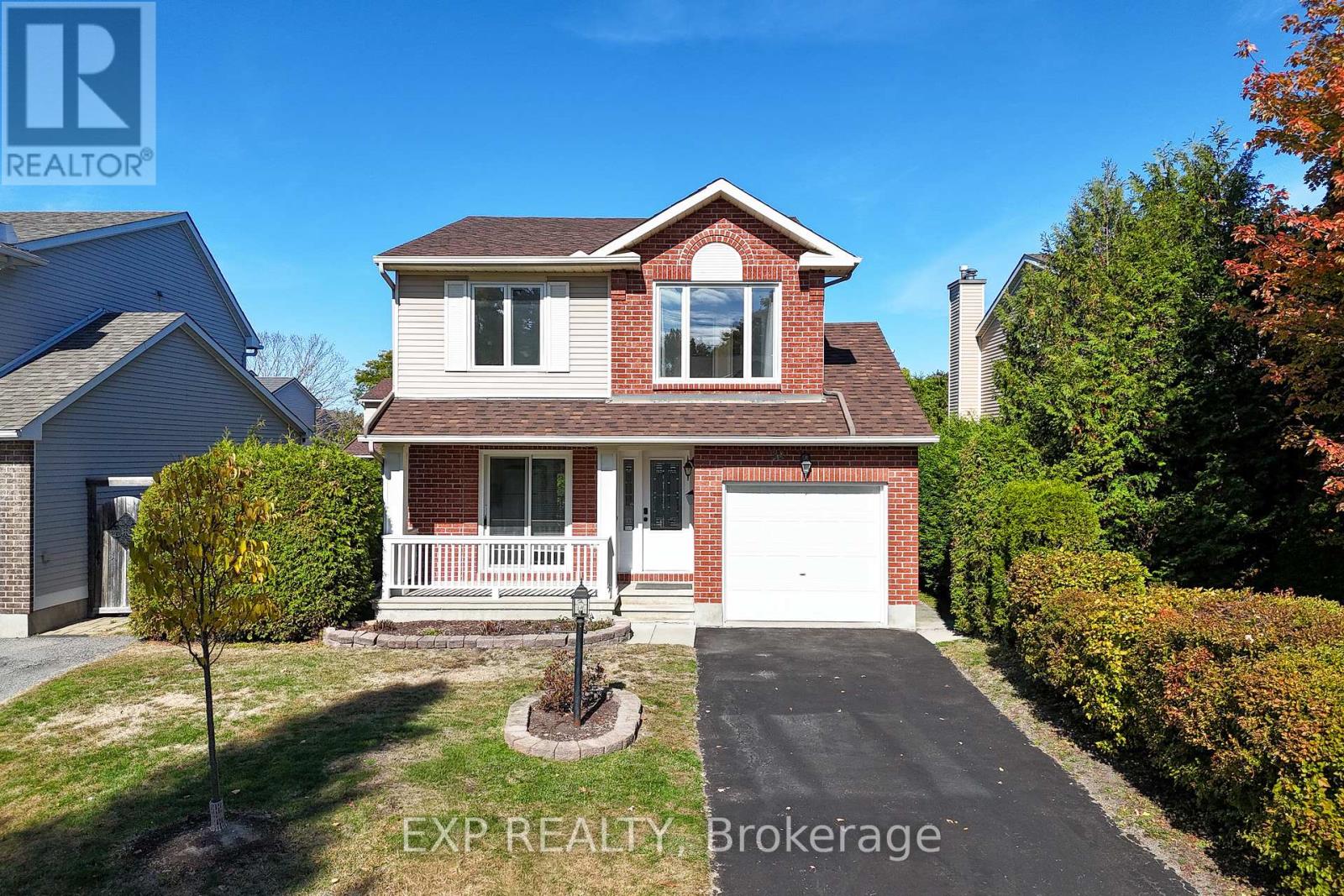 32 MAPLE VIEW CRESCENT, Ottawa, Ontario