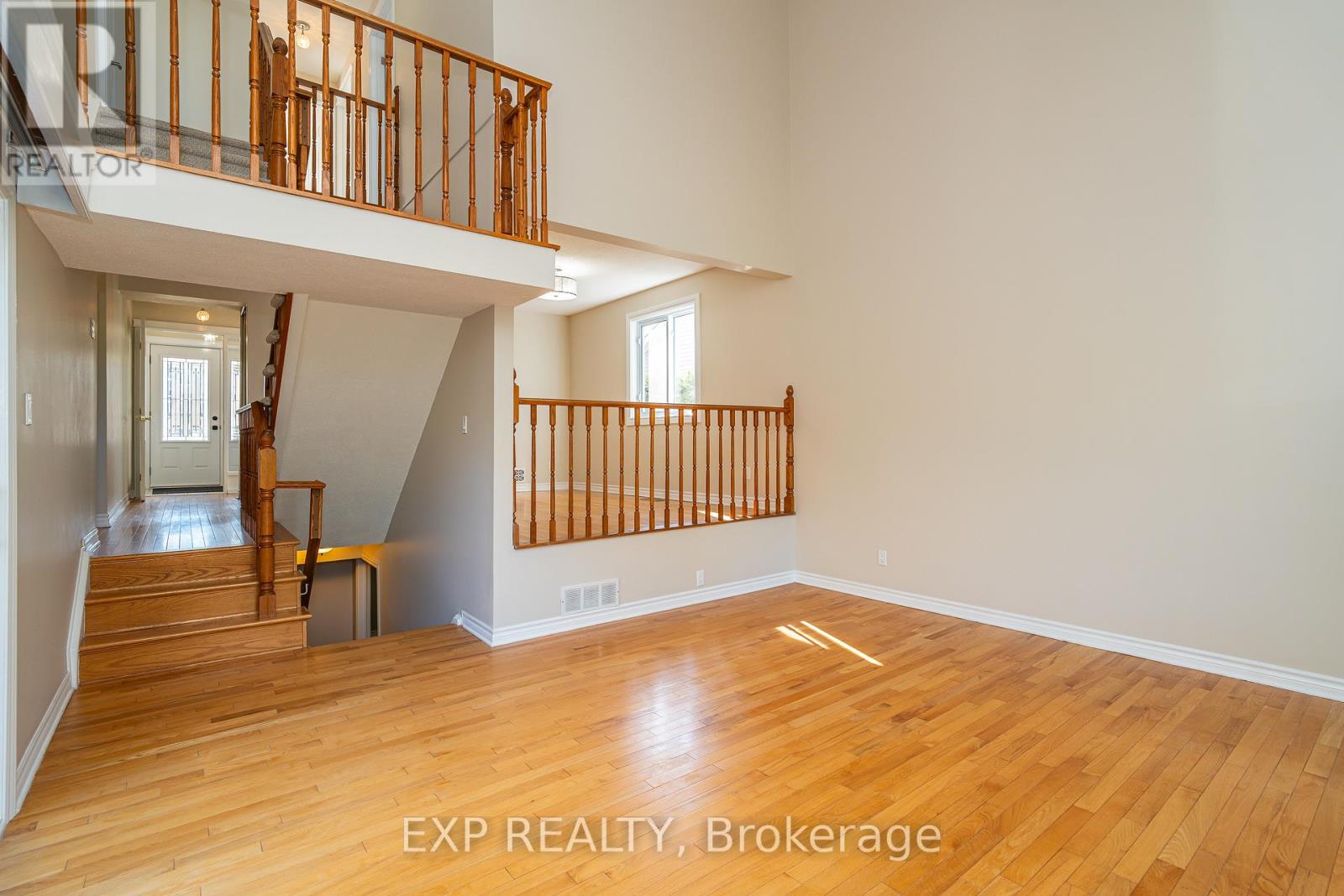 32 Maple View Crescent, Ottawa, Ontario  K2G 5J6 - Photo 24 - X12465357