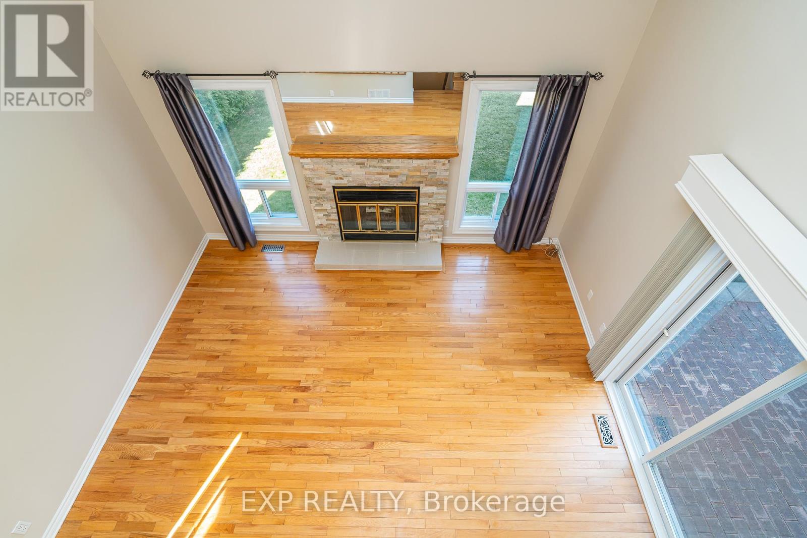 32 Maple View Crescent, Ottawa, Ontario  K2G 5J6 - Photo 25 - X12465357