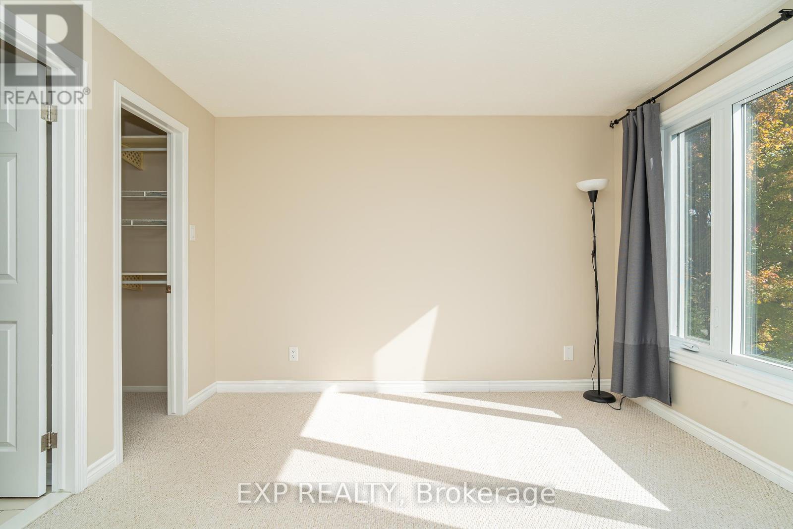 32 Maple View Crescent, Ottawa, Ontario  K2G 5J6 - Photo 34 - X12465357