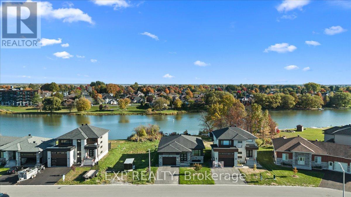 508 Barrage Street, Casselman, Ontario  K0A 1M0 - Photo 2 - X12465455