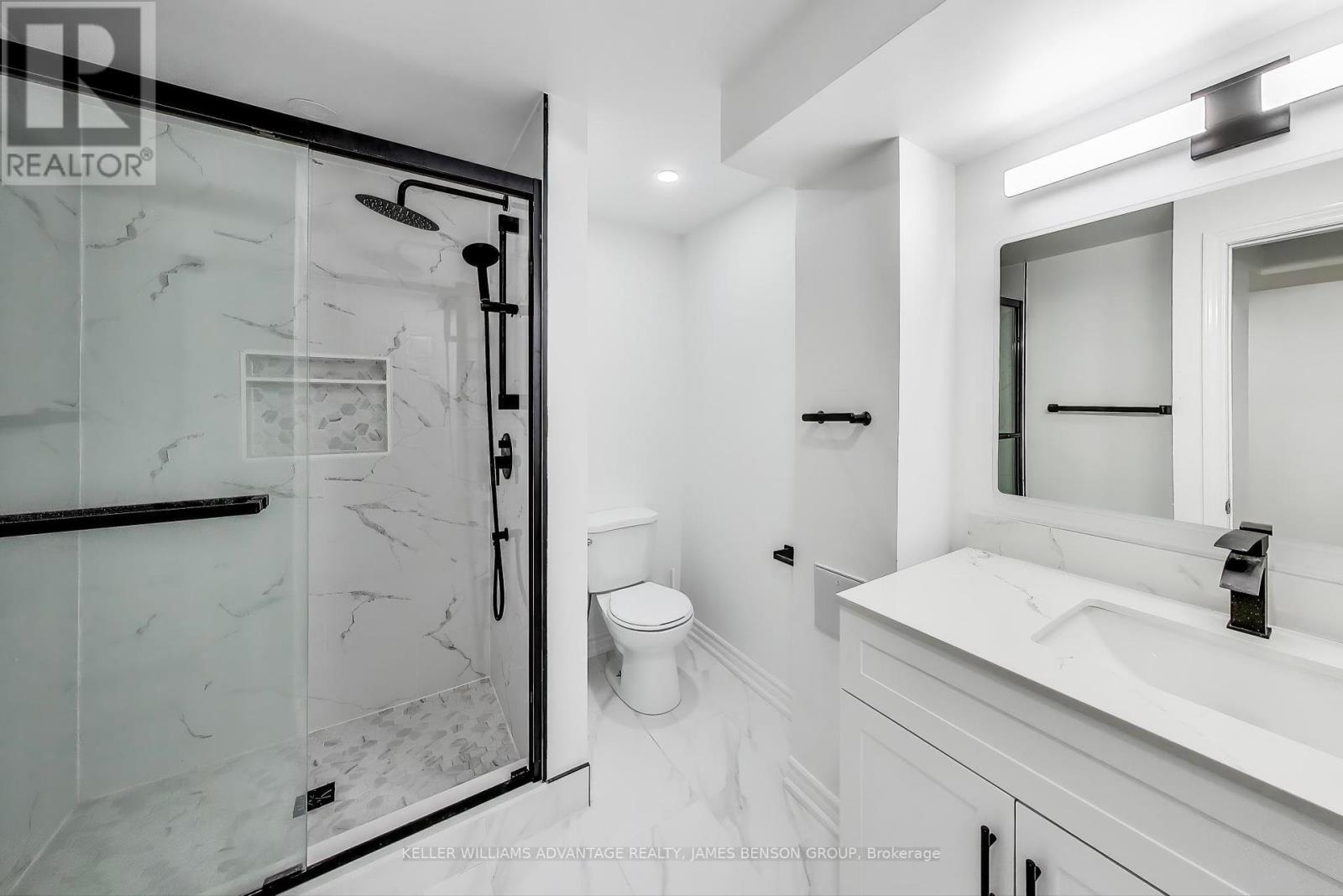 418 Victor Court, Pickering, Ontario  L1W 3J8 - Photo 37 - E12465191
