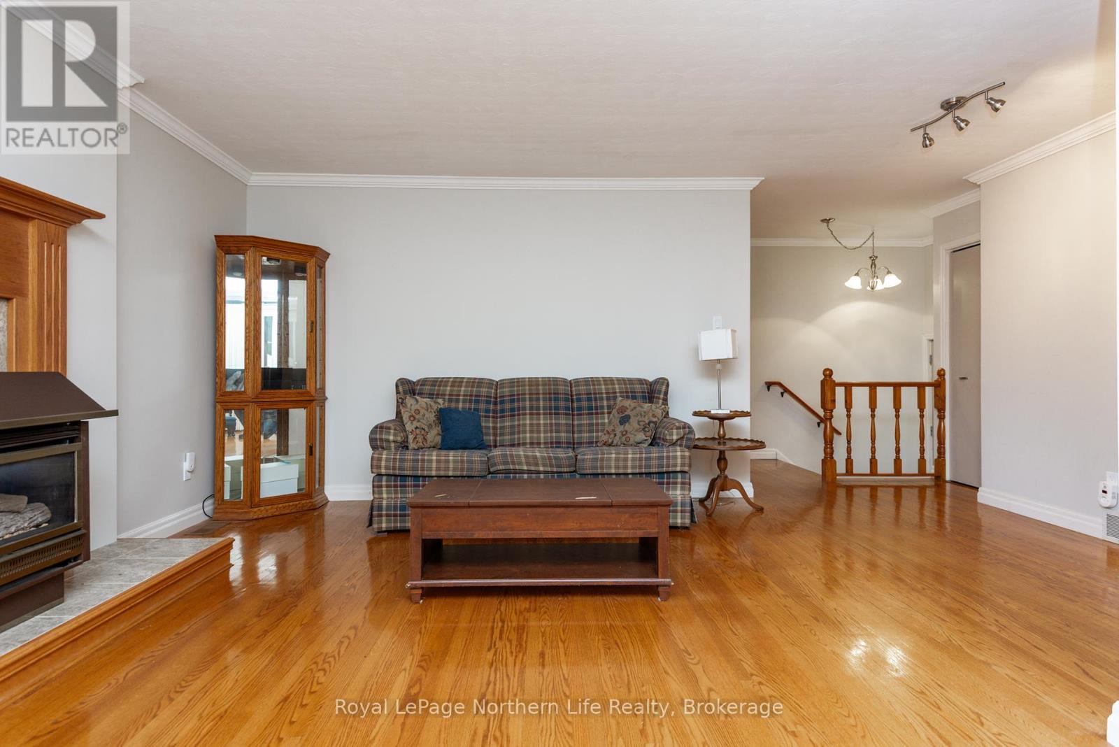 171 Campbell Avenue, North Bay, Ontario  P1A 1W2 - Photo 11 - X12465261