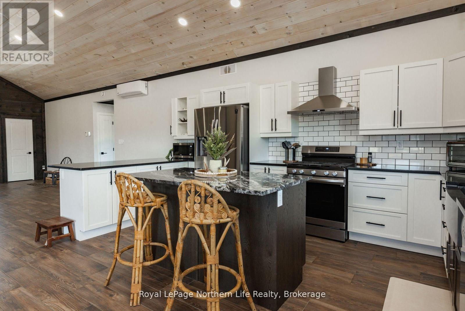 42 Simpson Hill Road, Nipissing, Ontario P0H 1W0 - Photo 19 - X12465456