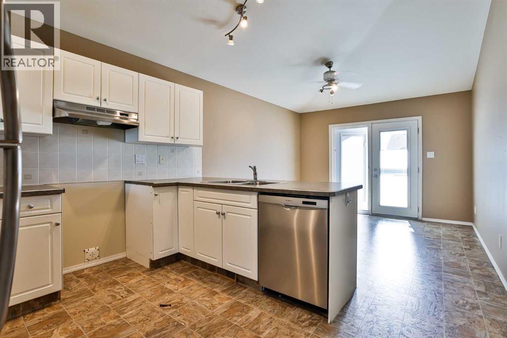 267 Heritage Court W, Lethbridge, Alberta  T1K 7W2 - Photo 7 - A2248827