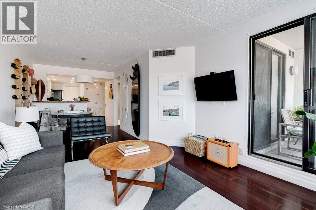 100 BRONTE Road Unit# 214, Oakville, Ontario