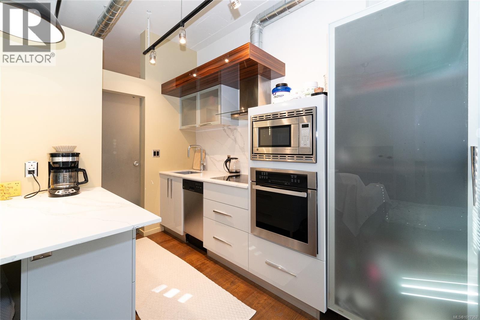 822 1029 View St, Victoria, British Columbia V8V 0C9 - Photo 12 - 1017352