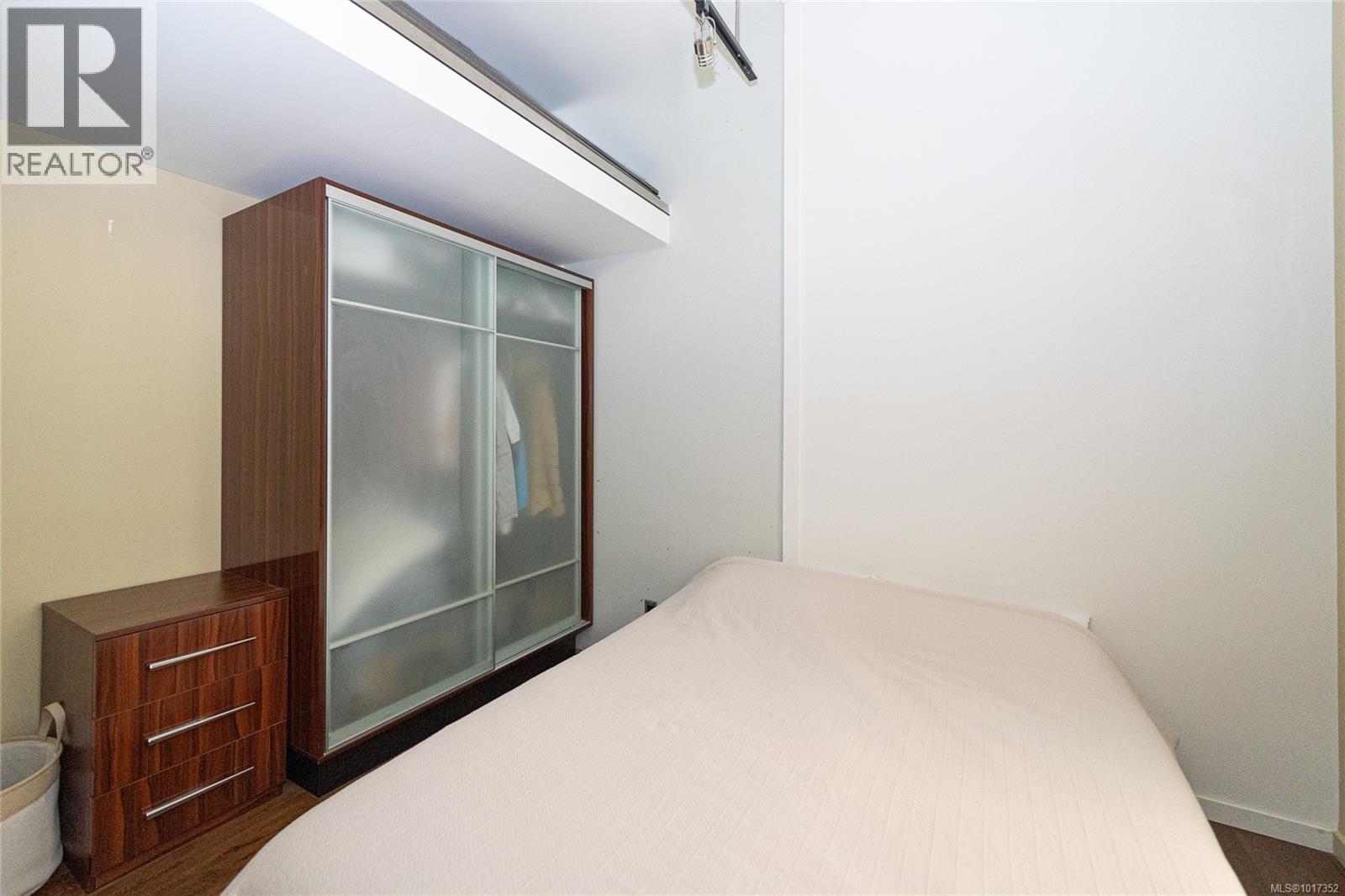 822 1029 View St, Victoria, British Columbia V8V 0C9 - Photo 18 - 1017352