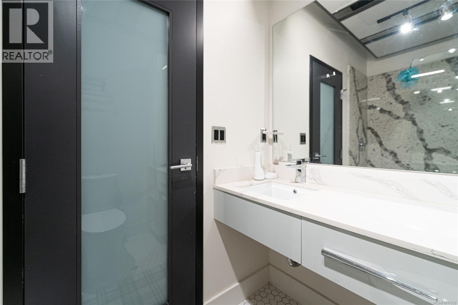 822 1029 View St, Victoria, British Columbia V8V 0C9 - Photo 21 - 1017352