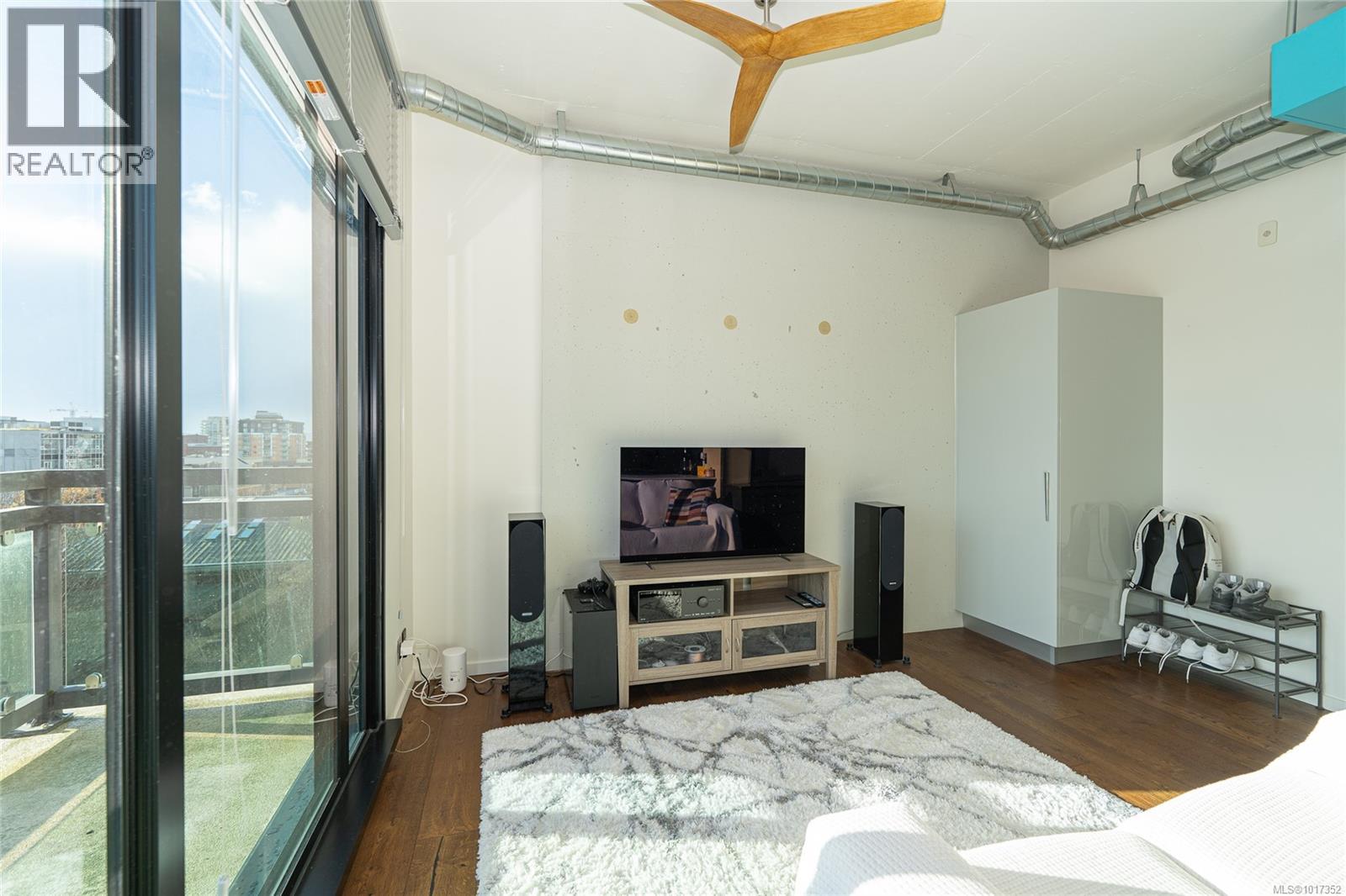 822 1029 View St, Victoria, British Columbia V8V 0C9 - Photo 23 - 1017352