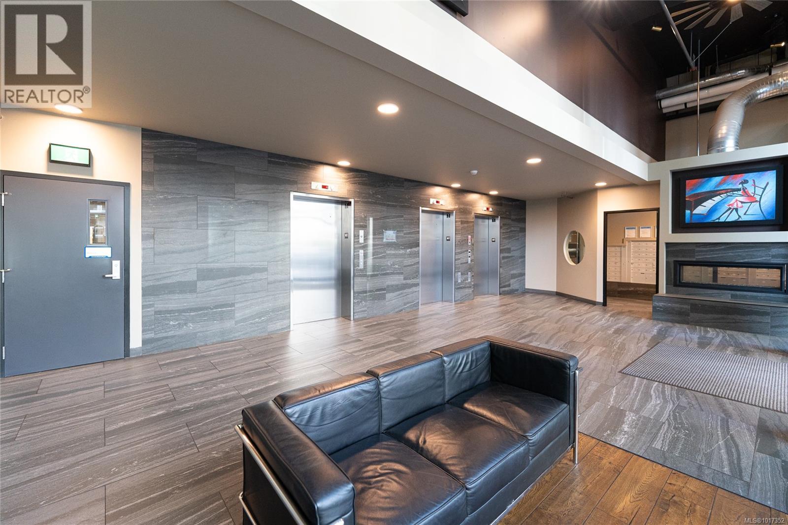 822 1029 View St, Victoria, British Columbia V8V 0C9 - Photo 4 - 1017352