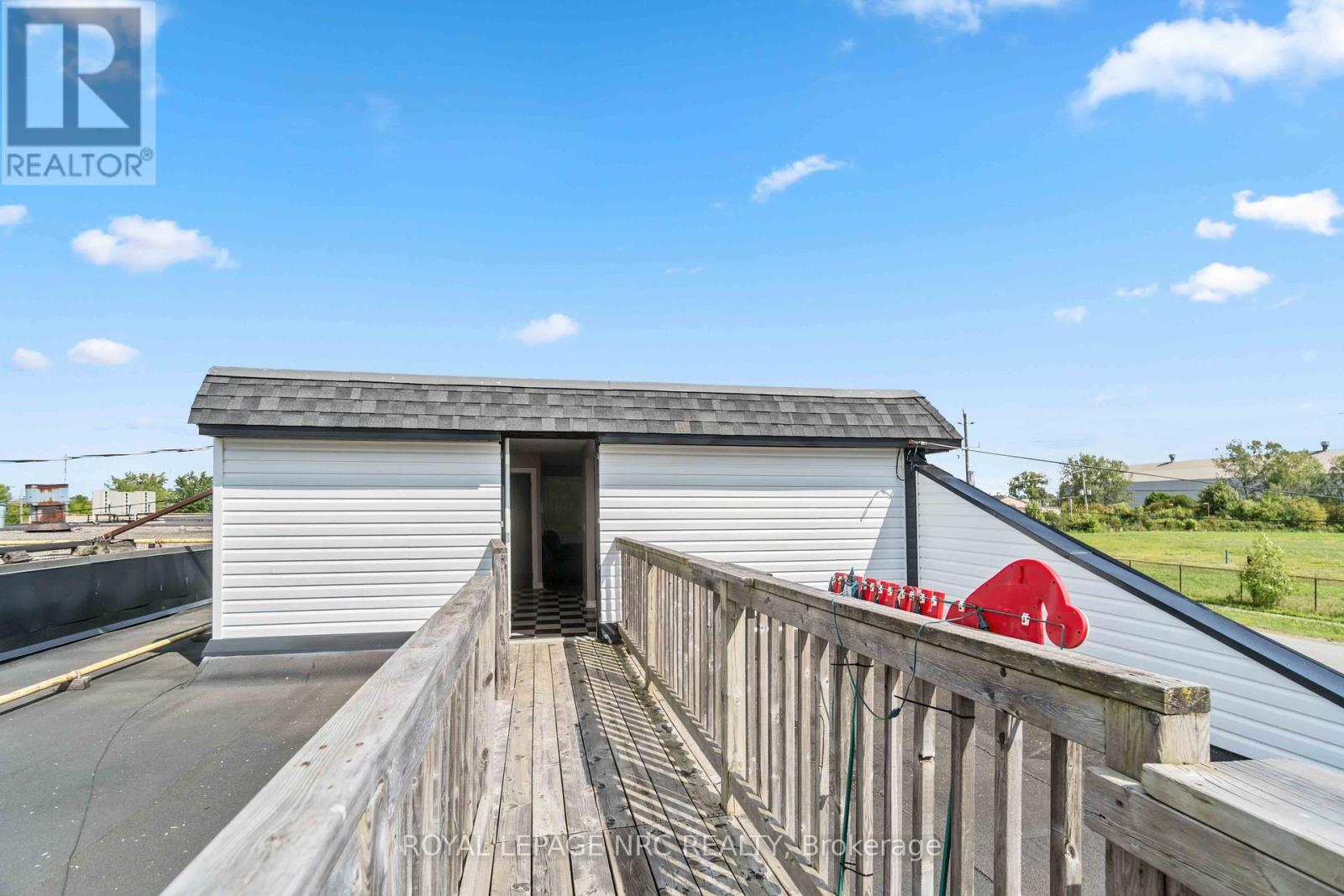 88 Wintemute Street, Fort Erie, Ontario  L2A 2P1 - Photo 35 - X12465474