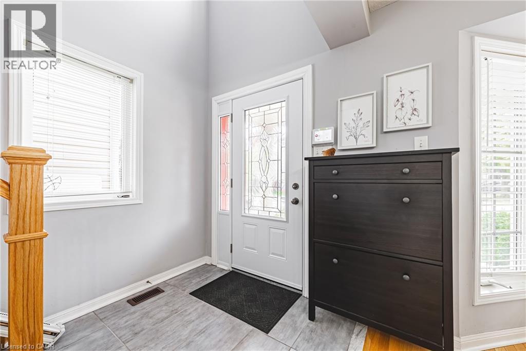 5222 Easton Road, Burlington, Ontario  L7L 6N6 - Photo 6 - 40779388