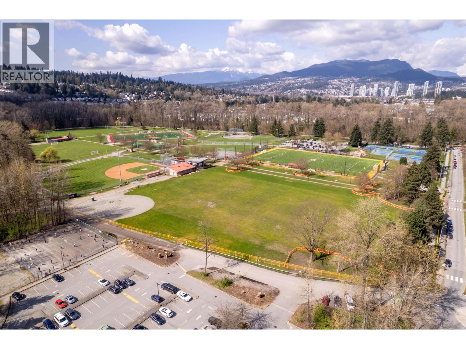204 2389 Hawthorne Avenue, Port Coquitlam, British Columbia  V3C 1X1 - Photo 5 - R3046230