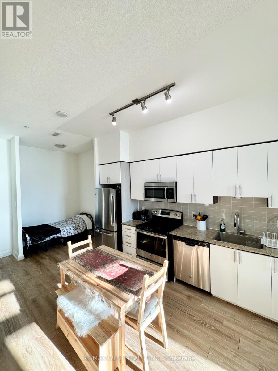 327 - 7161 Yonge Street, Markham, Ontario  L3T 0C8 - Photo 10 - N12452484
