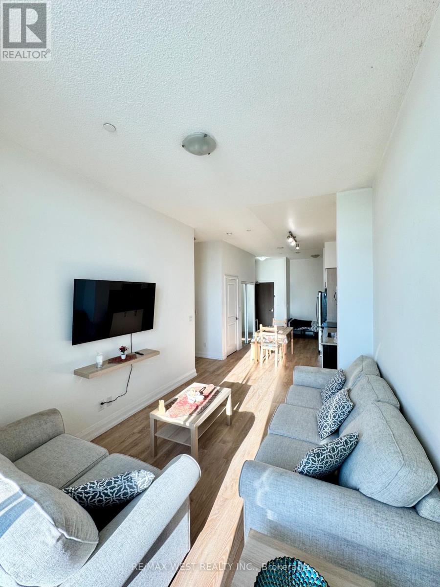 327 - 7161 Yonge Street, Markham, Ontario  L3T 0C8 - Photo 14 - N12452484