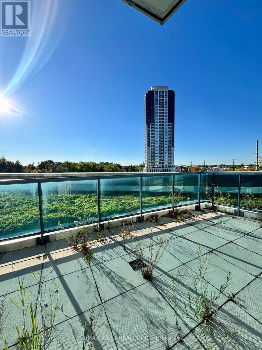 327 - 7161 Yonge Street, Markham, Ontario  L3T 0C8 - Photo 18 - N12452484