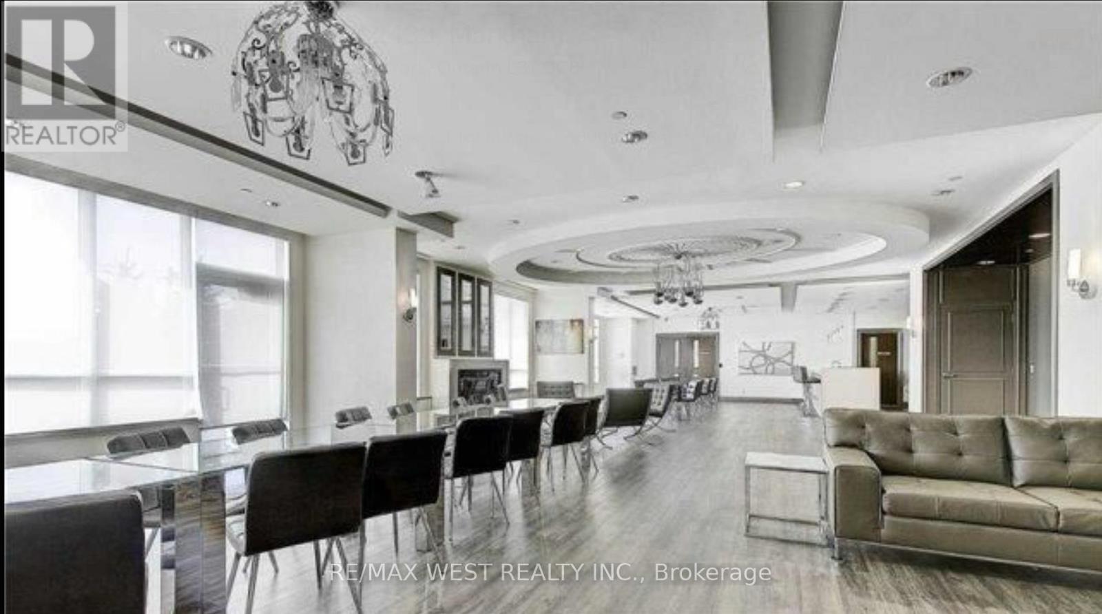 327 - 7161 Yonge Street, Markham, Ontario  L3T 0C8 - Photo 29 - N12452484