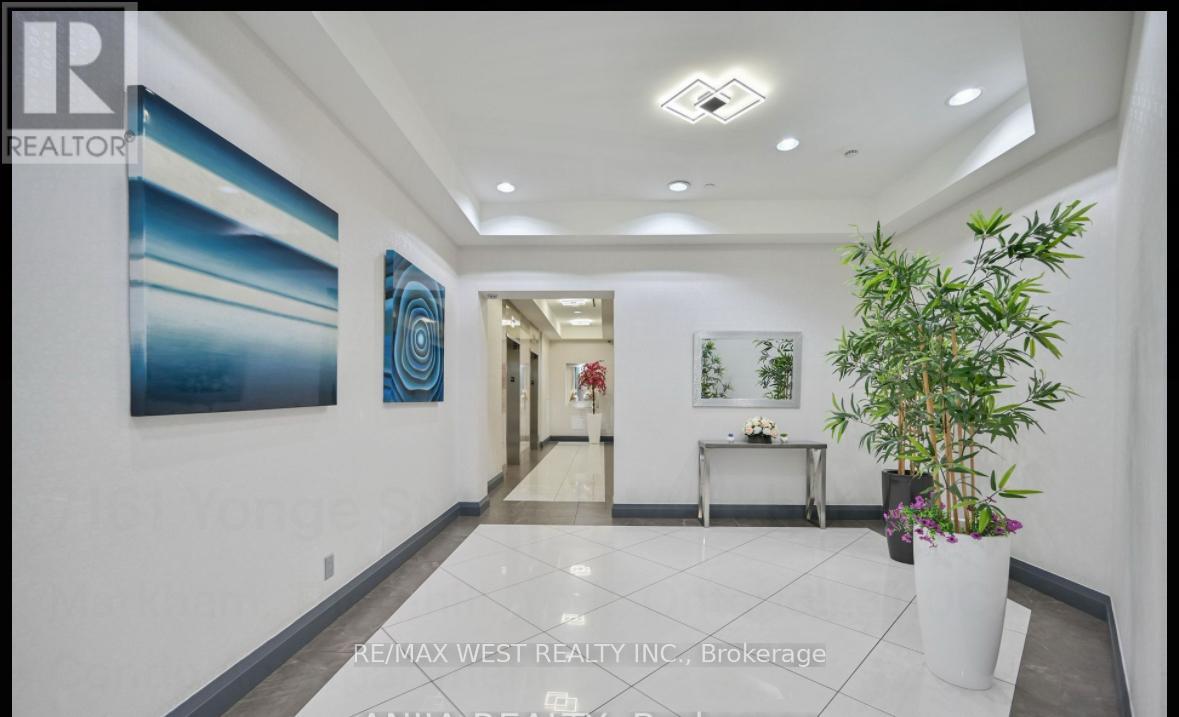 327 - 7161 Yonge Street, Markham, Ontario  L3T 0C8 - Photo 5 - N12452484