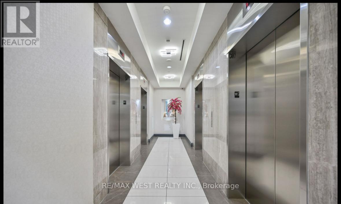 327 - 7161 Yonge Street, Markham, Ontario  L3T 0C8 - Photo 6 - N12452484