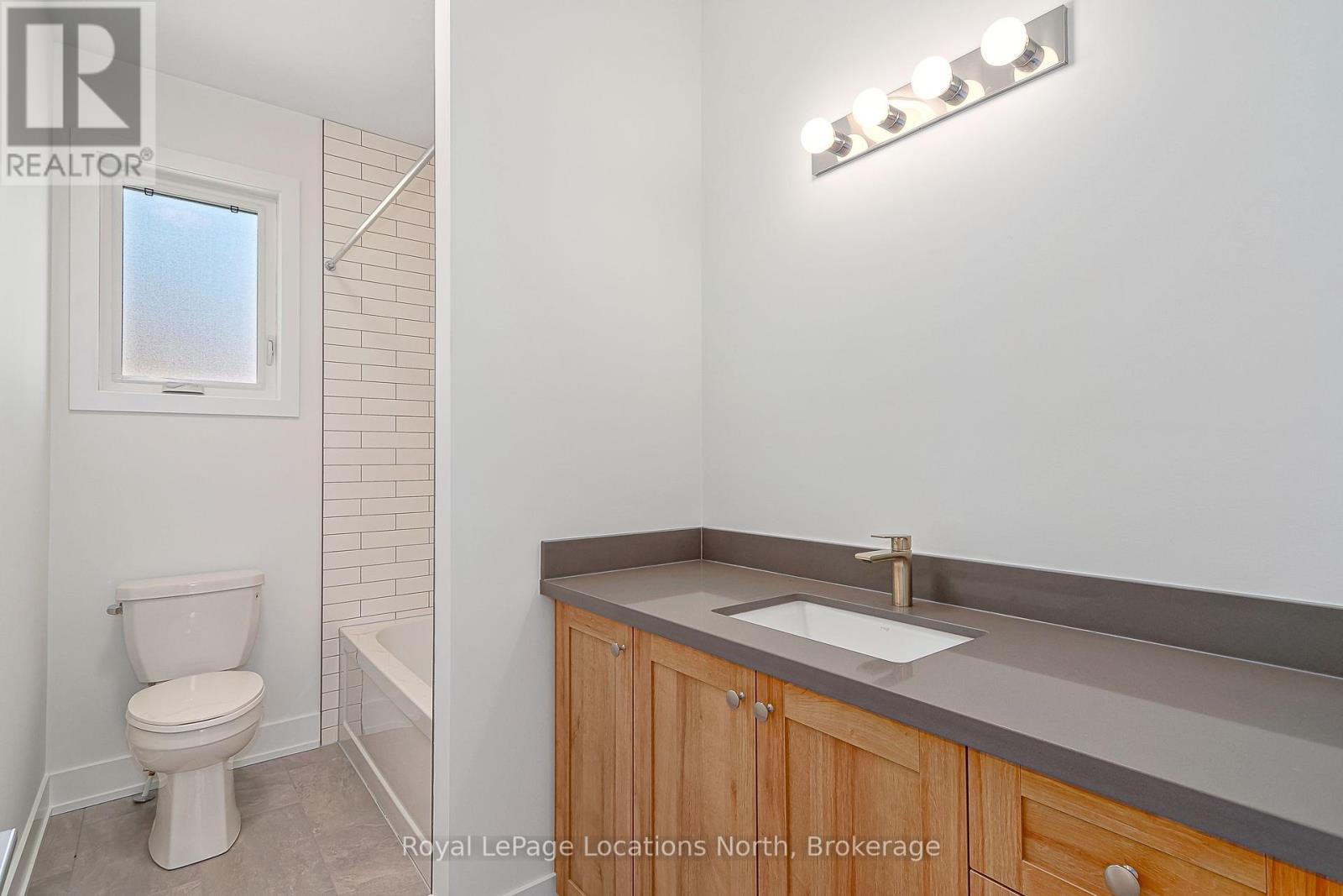 60 52nd Street S, Wasaga Beach, Ontario  L0M 1P0 - Photo 21 - S12465351