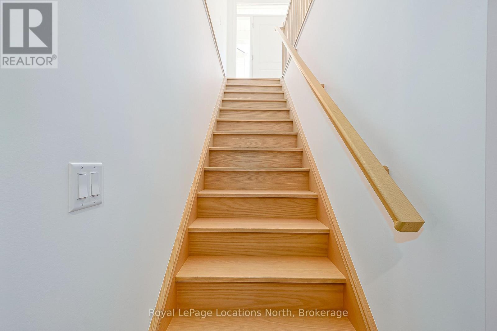 60 52nd Street S, Wasaga Beach, Ontario  L0M 1P0 - Photo 35 - S12465351